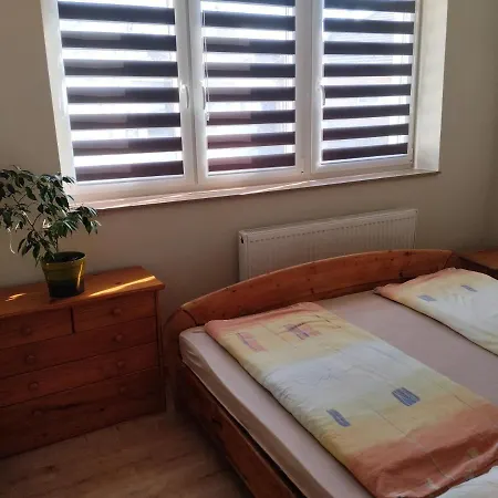 Sosto Holiday Apartman Nyiregyhaza Exterior photo