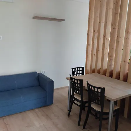 Sosto Holiday Apartman Nyiregyhaza Exterior photo