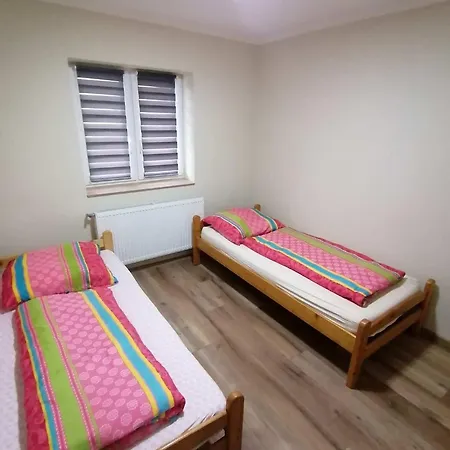 Sosto Holiday Apartman Nyiregyhaza Exterior photo